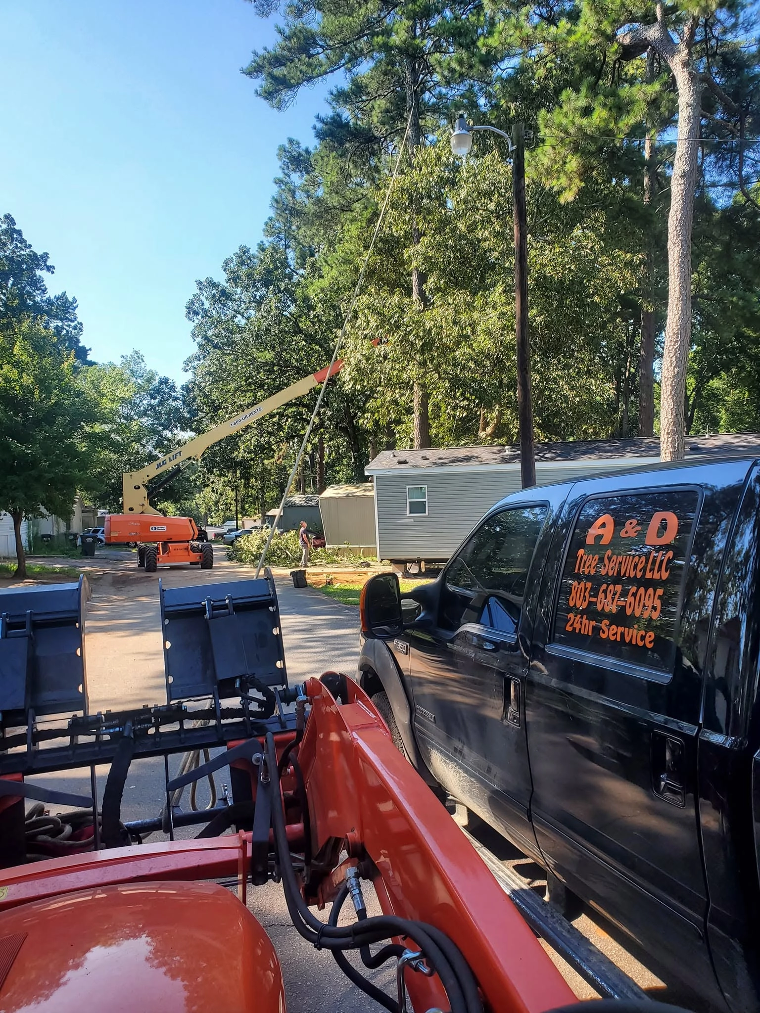 A&D lettered pickup jlg boom lift mobile homes cayce